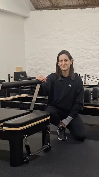 Essence Studio By Lr-Fitness