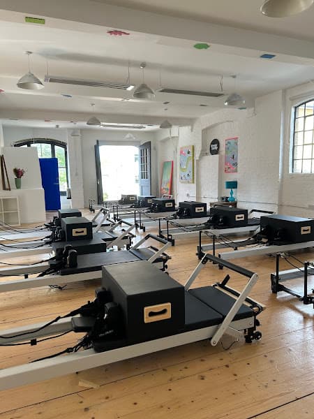 Strong + Bendy Reformer Pilates | Hackney Wick