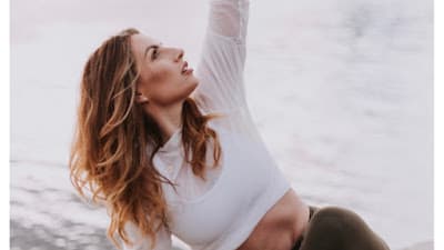 Heather Burns Pregnancy Yoga, Baby Yoga, Baby Massage, Corporate Yoga