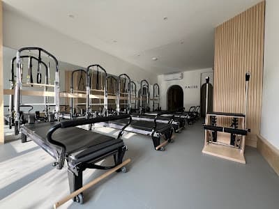 Pause - "Little Pause" Reformer Pilates, Leyton