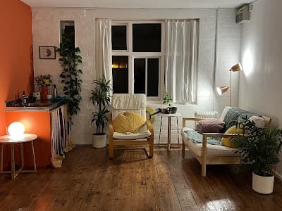 Sarah Churchill Pilates Teacher & Integrative Counsellor