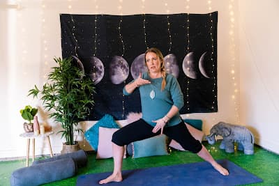 Annie Perry Yoga And Well-Being